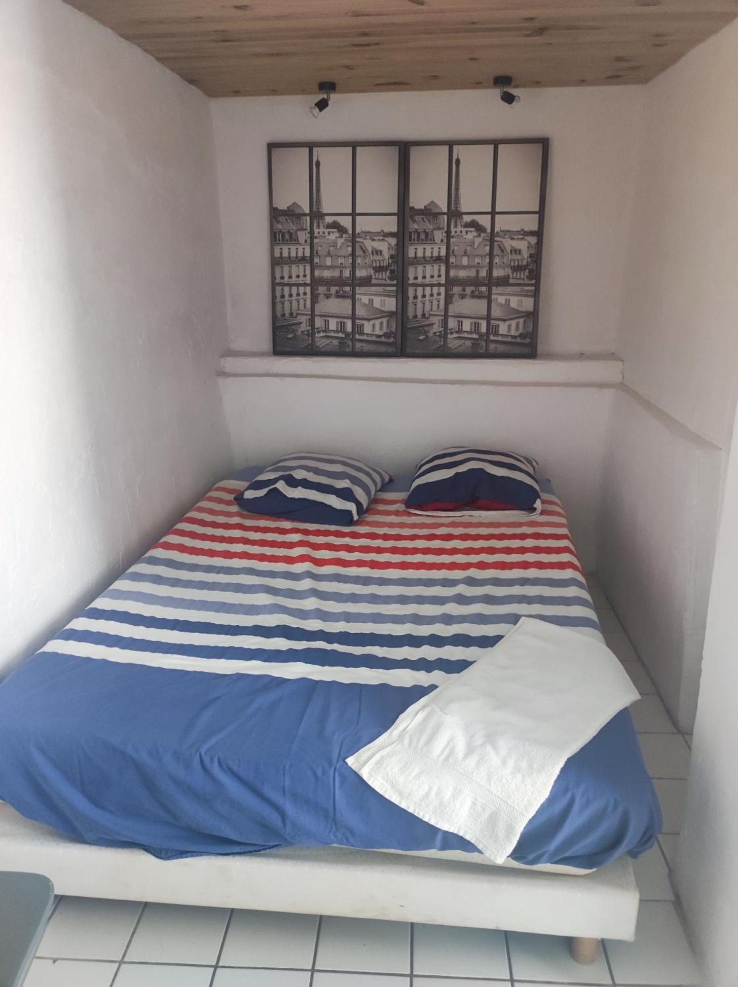 Ingrid Mary Apartment Nîmes Room photo