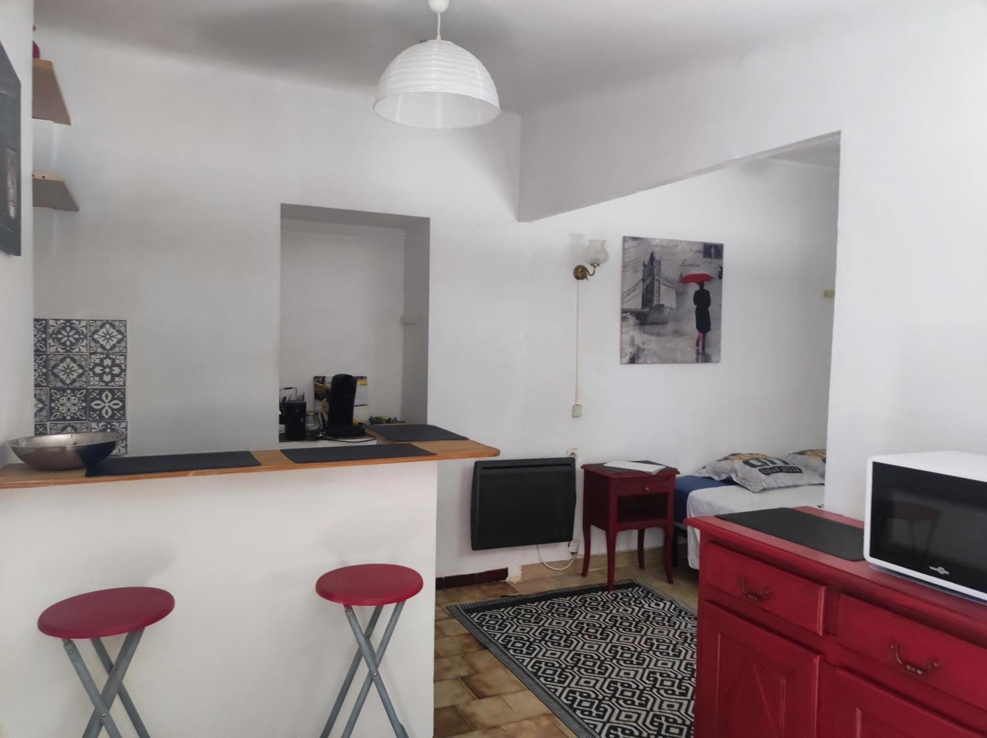 Ingrid Mary Apartment Nîmes Room photo